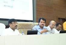 अतिवृष्टीमुळे मत्स्यबीज व मासे वाहून गेलेल्या मासेमारी तलावांना एक वर्षाची नि:शुल्क मुदतवाढ