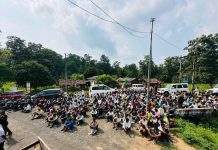 अवैधरित्या कोंबड्यांची झुंज लावून जुगार खेळणाऱ्यांवर गडचिरोली पोलीसांकडून करण्यात आली कायदेशीर कारवाई