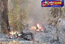 ब्रेकिंग न्यूज ॲक्टिव्हा दुचाकीने अचानक पेट घेतल्याने दुचाकीस्वार ठार; एटापल्ली तालुक्यातील घटना